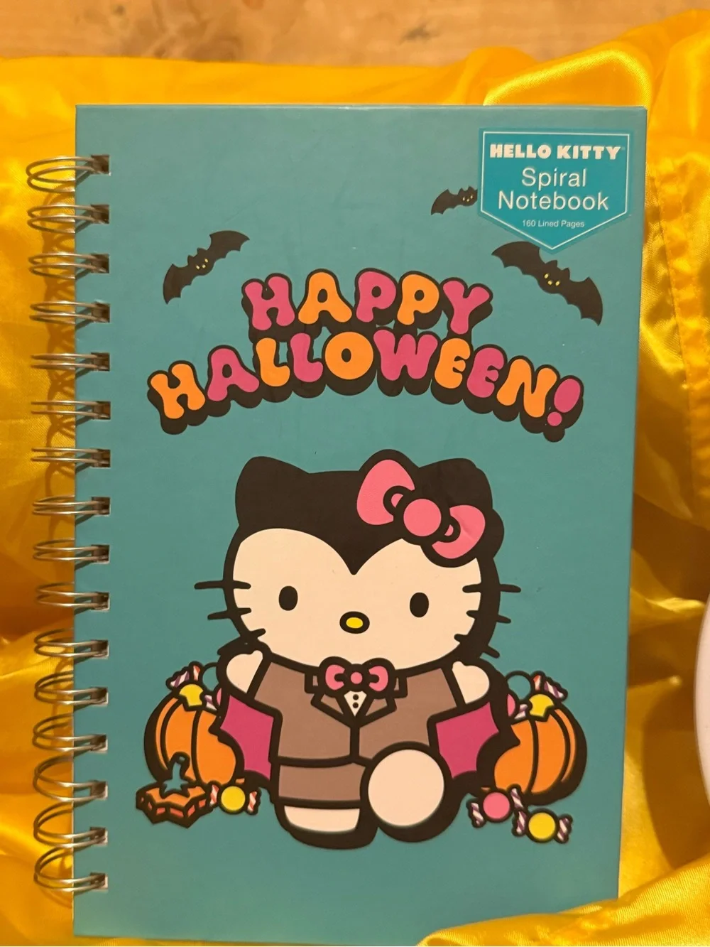 5 piece Bundle-Hello Kitty Halloween-Notebook-Plate-Bowl-Diffuser-plates NEW!